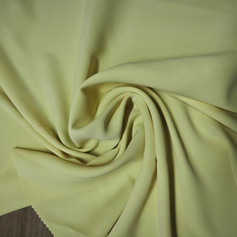 100% Polyester Plain Weave Woven Fabric in Fashion